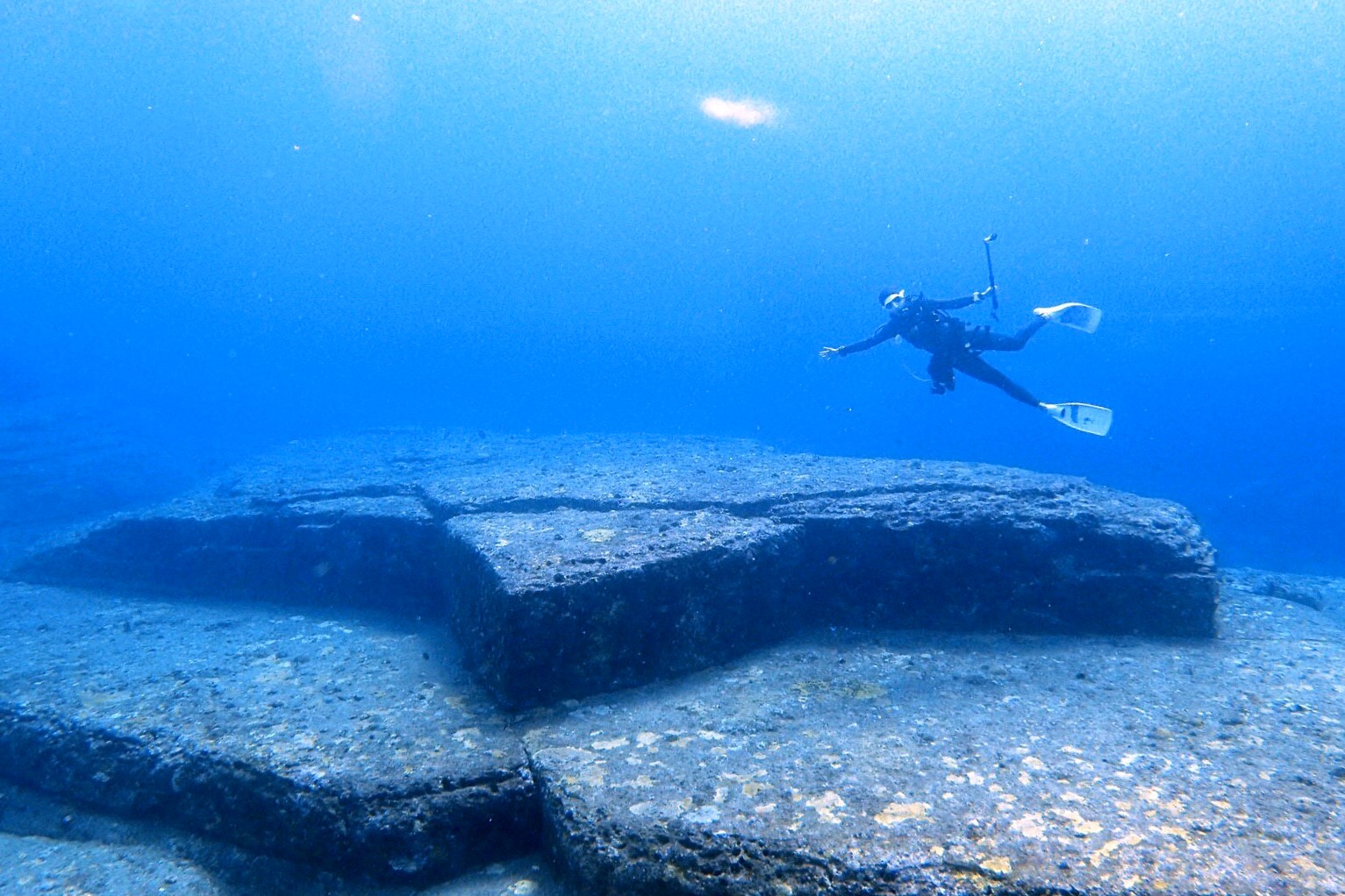 日本 沖繩 與那國 潛水 錘頭鯊 海底遺跡